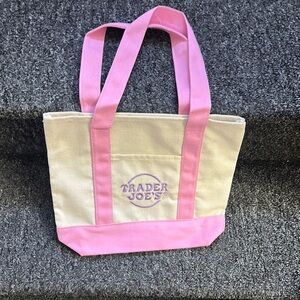 Elegant Pink and Cream Tote Bag with Sturdy Design